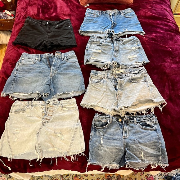 Designer Denim Shorts Haul (Size 8/29) - Picture 1 of 5
